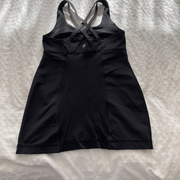 Lululemon Energy Tank
Hyper Stripe Black / Black Size 4. Excellent condition - Picture 9 of 12